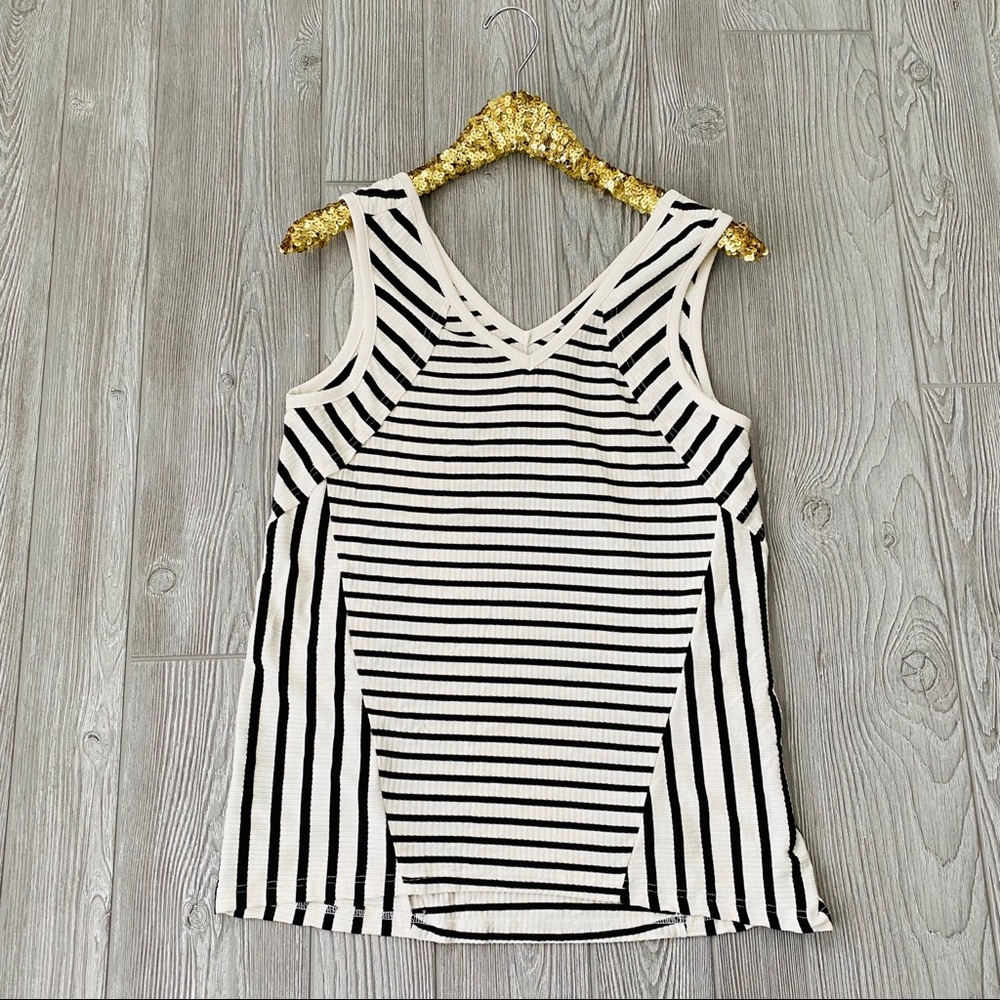 Doe & Rae black and white striped knit top